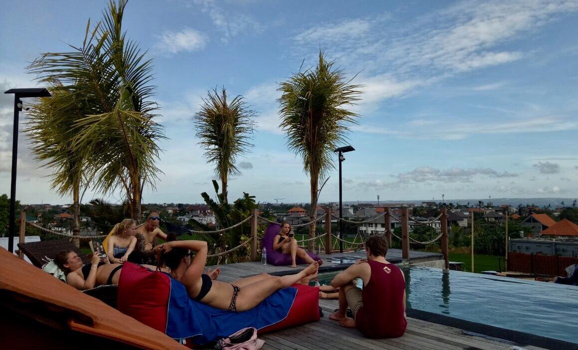 The Escape Hostel Canggu  Ngoại thất bức ảnh